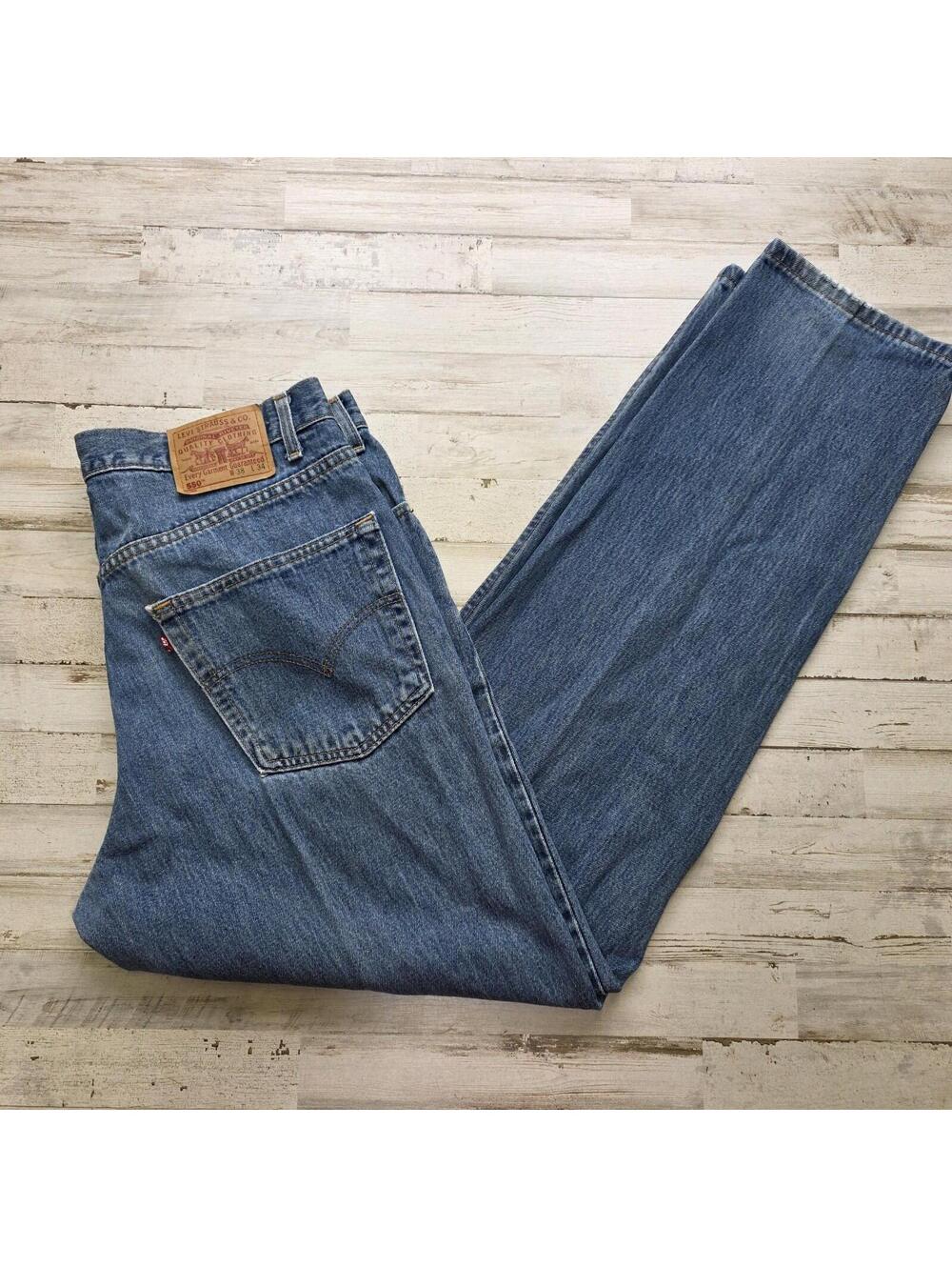 Vintage Levi’s 550 Relaxed Fit Tapered Leg Jeans 38x34 Made In Canada Fits 36"